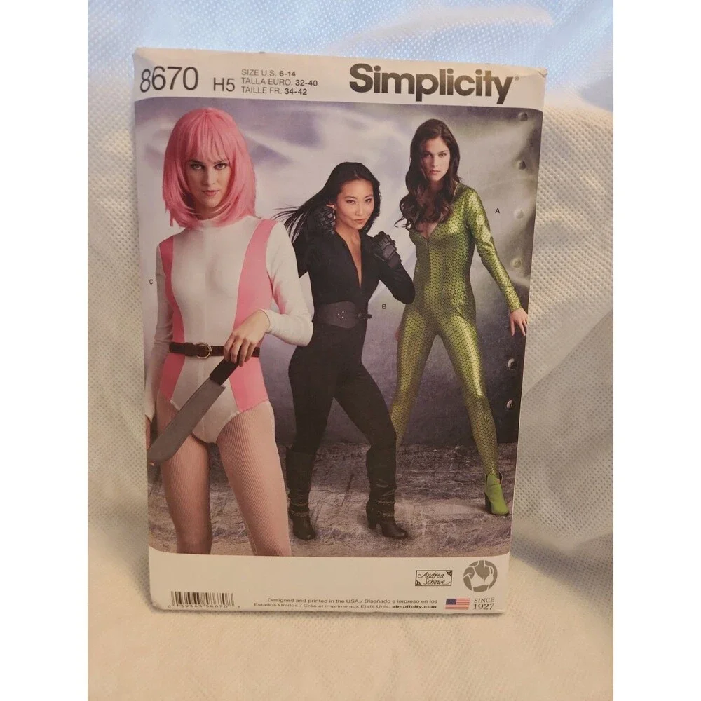 3 Costume/Comicon Simplicity Patterns - 8721 , 8719, 8670 ONS PATTERNS ONLY!